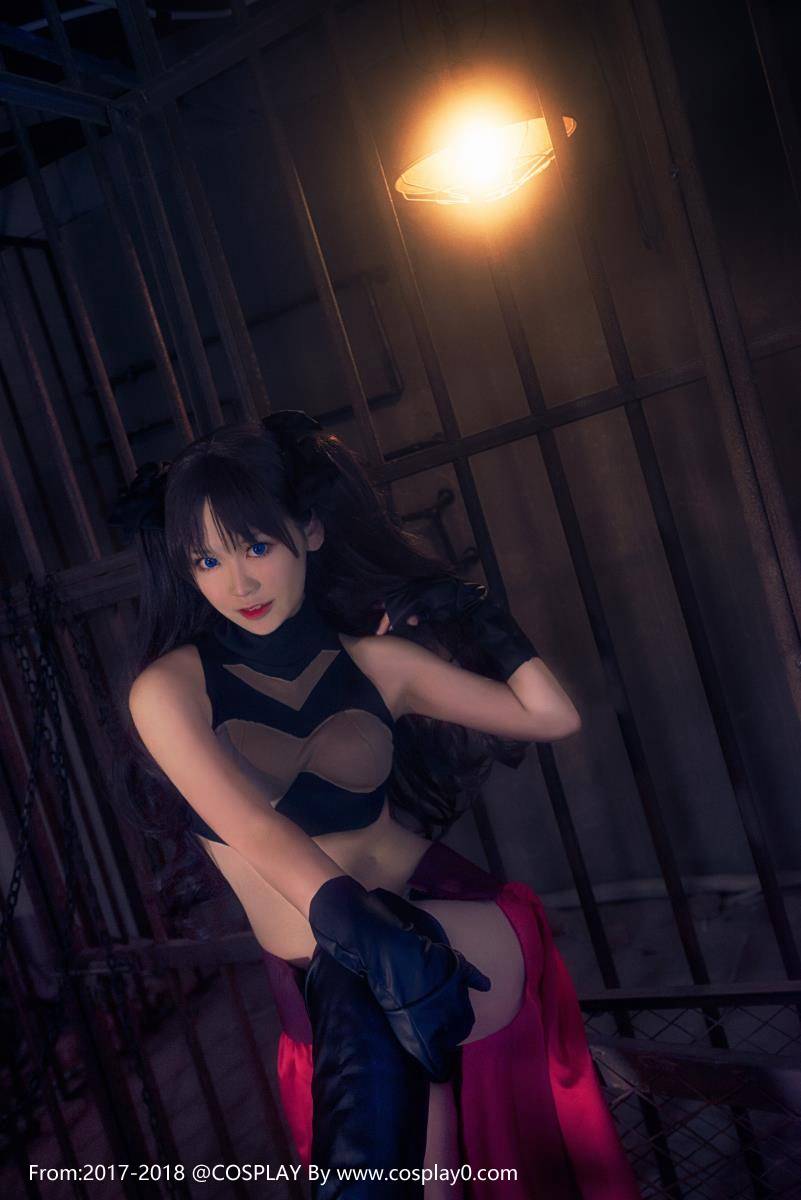 Cosplay福利/Fate远坂凛Cosplay双马尾萝莉美腿诱惑福利图片