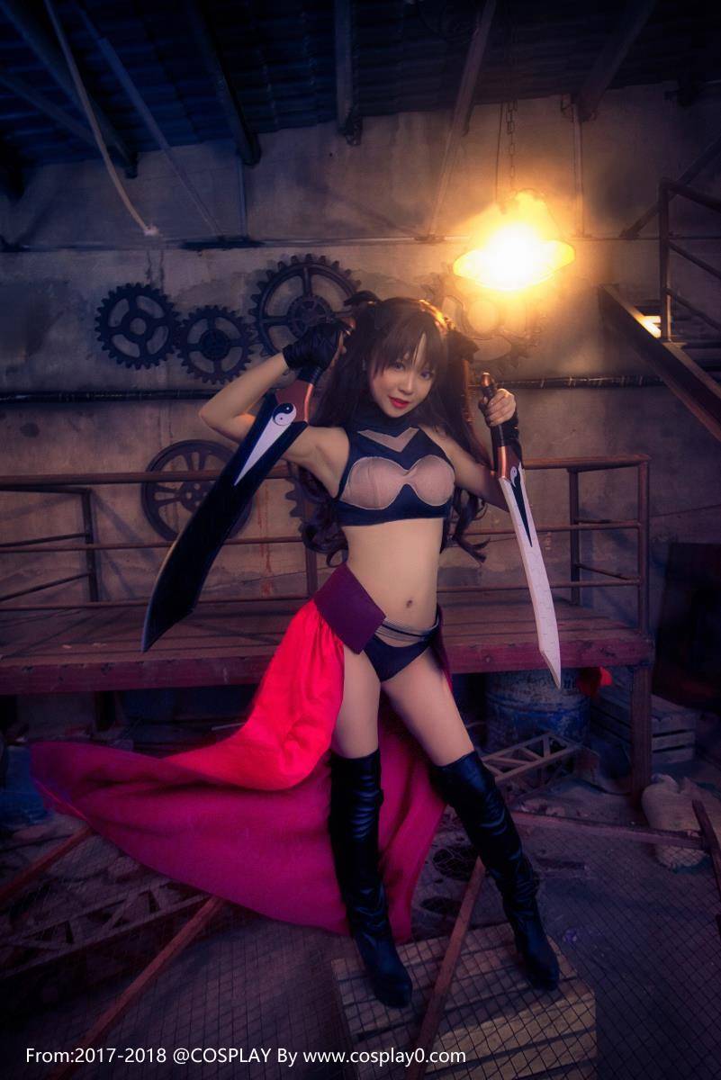 Cosplay福利/Fate远坂凛Cosplay双马尾萝莉美腿诱惑福利图片