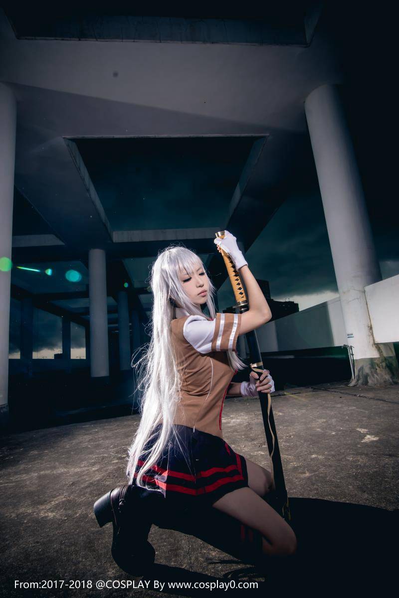 Cosplay福利/萌妹子青青子w一骑当千赵云子龙Cosplay胖次福利图