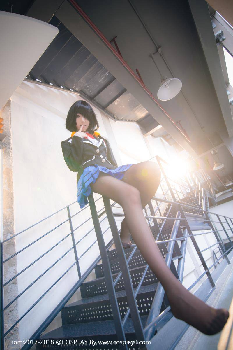 Cosplay福利/约会大作战青青子Cosplay时崎狂三制服黑丝美腿福利图