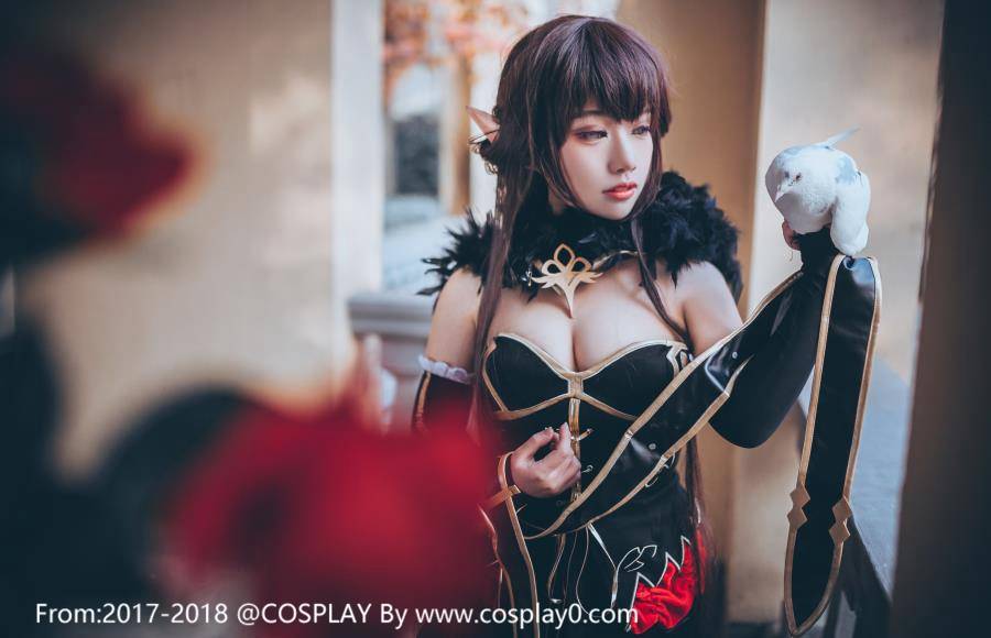 Cosplay福利/Fate女帝赛米拉米斯巨乳美女Cosplay福利