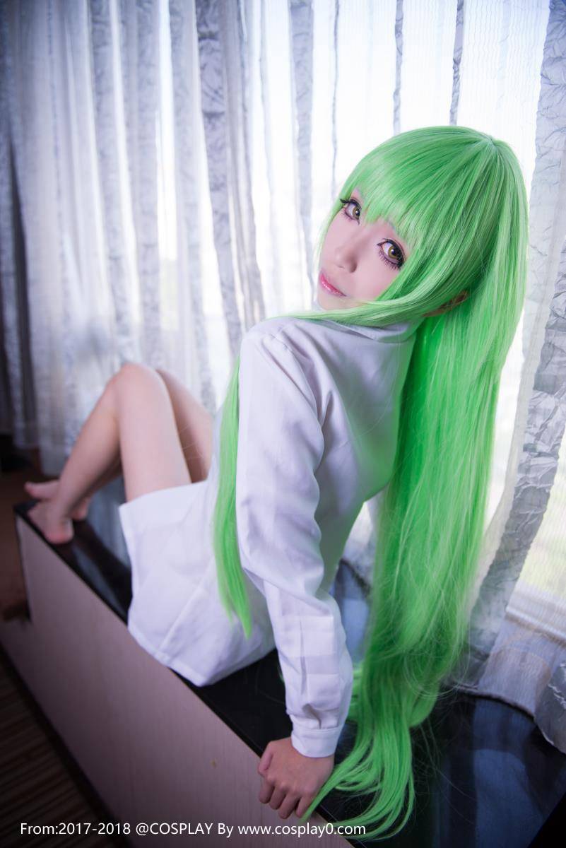 Cosplay福利/青青子Cosplay反逆之鲁鲁修C.C.极度诱惑足控福利图