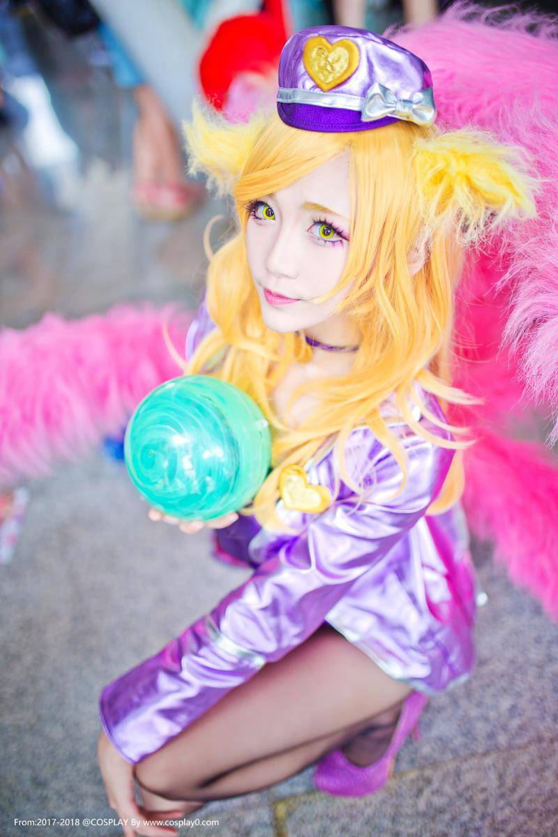 Cosplay福利/啾小妍SAMA英雄联盟偶像歌手阿狸肛塞尾Cosplay福利