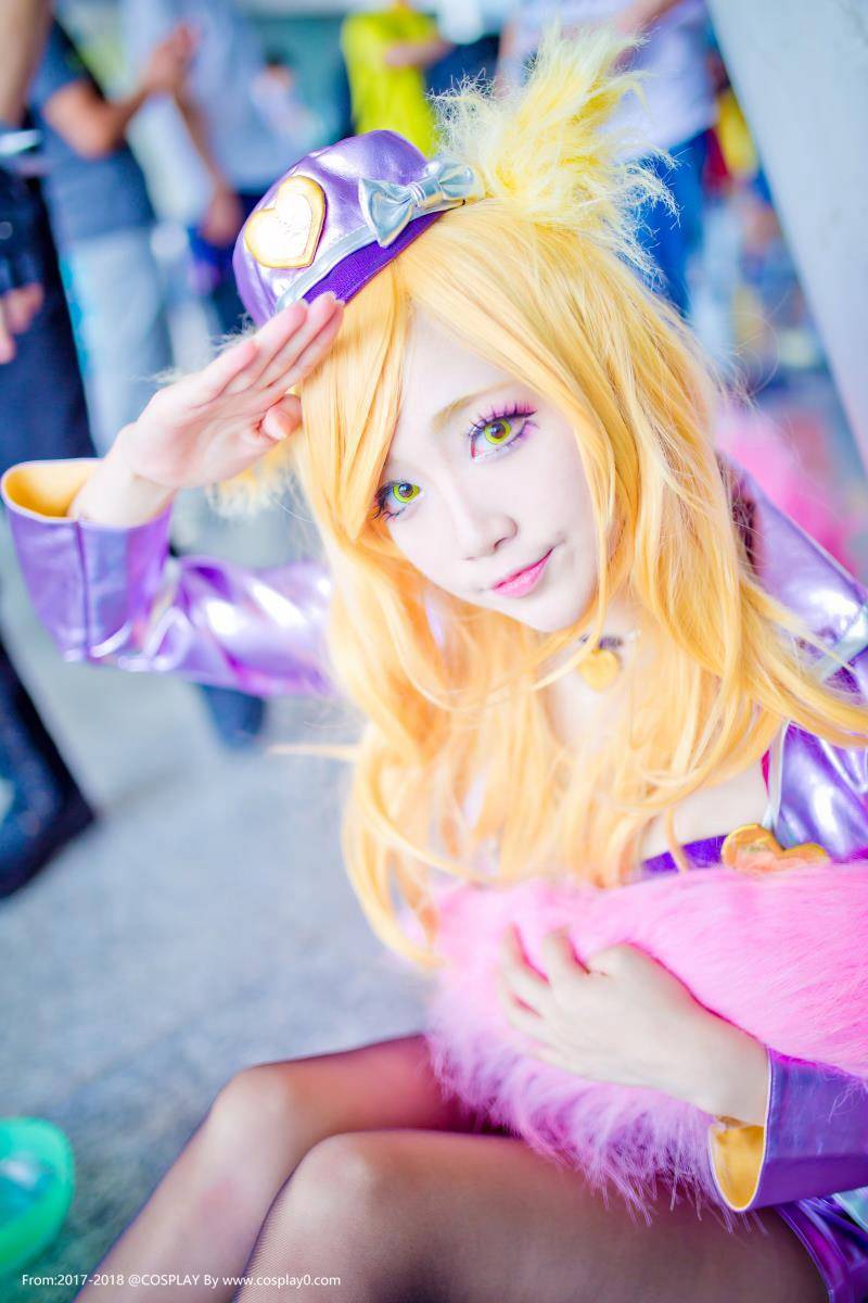 Cosplay福利/啾小妍SAMA英雄联盟偶像歌手阿狸肛塞尾Cosplay福利