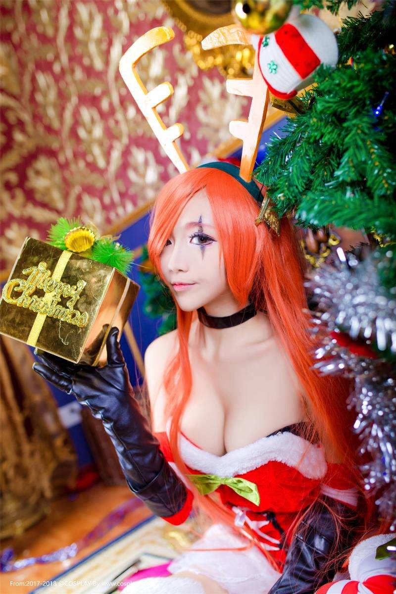 Cosplay福利/巨乳美女啾小妍LOL/英雄联盟卡特琳娜Cosplay福利