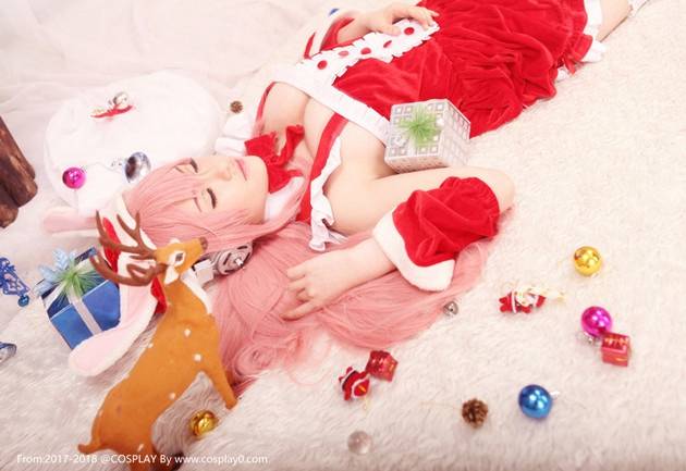 Cosplay福利/萌妹子圣诞装超级索尼子黑丝美腿Cosplay福利写真