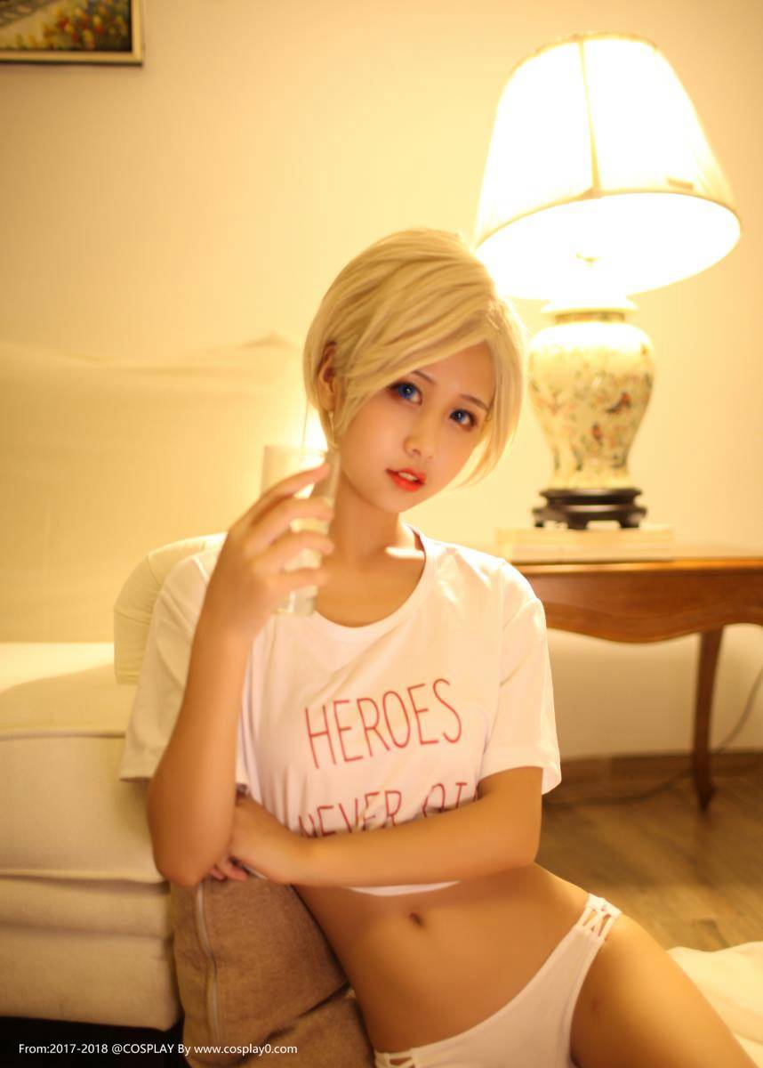 Cosplay福利/御姐萌芽儿守望先锋天使内衣诱惑Cosplay福利