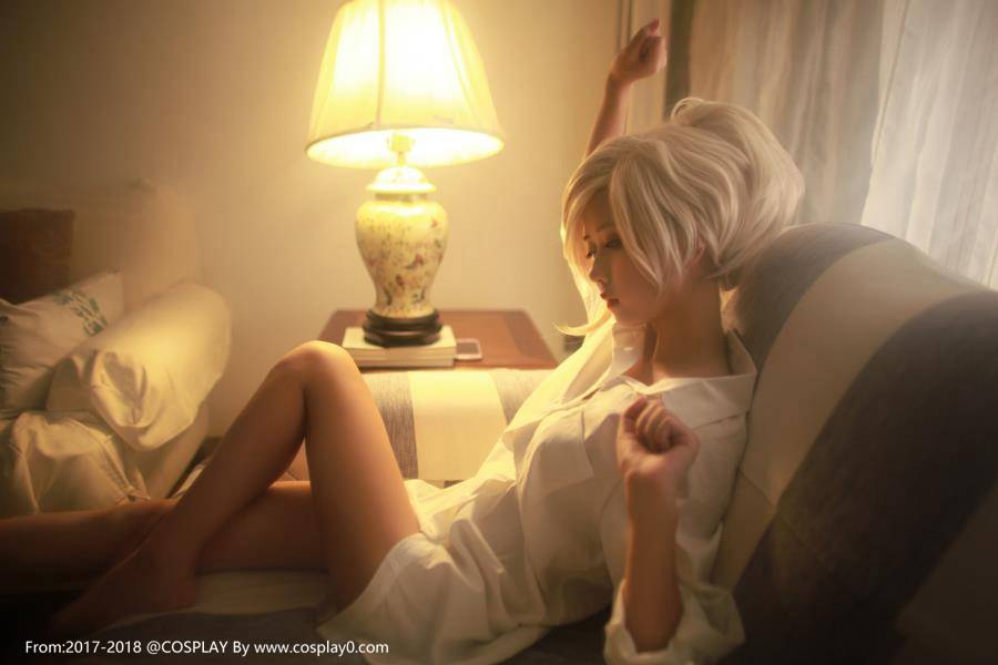 Cosplay福利/御姐萌芽儿守望先锋天使内衣诱惑Cosplay福利
