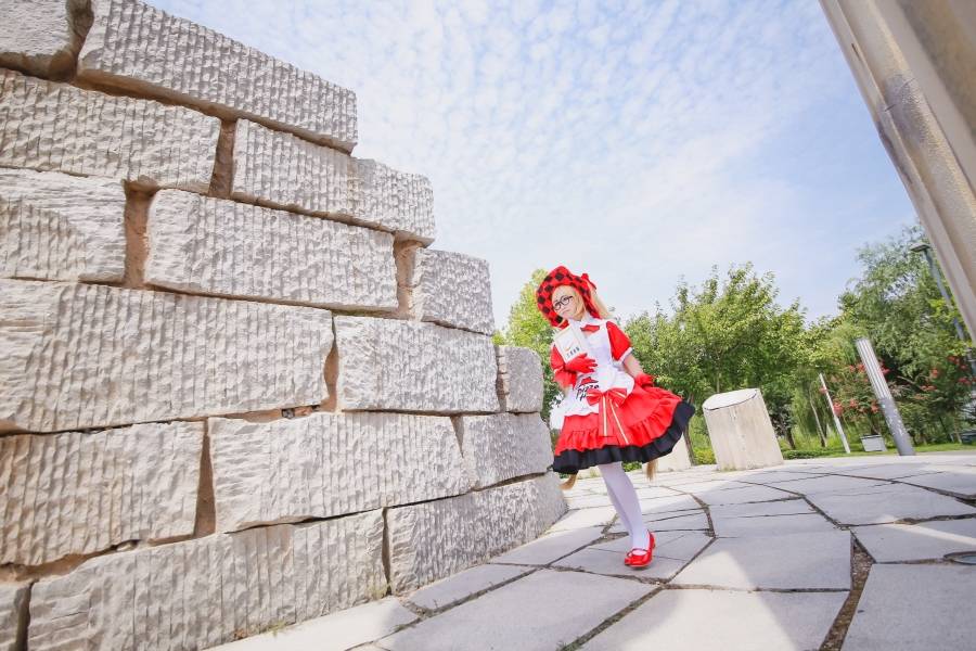 Cosplay福利/二次元萝莉Cosplay王者荣耀安琪拉白丝诱惑图片