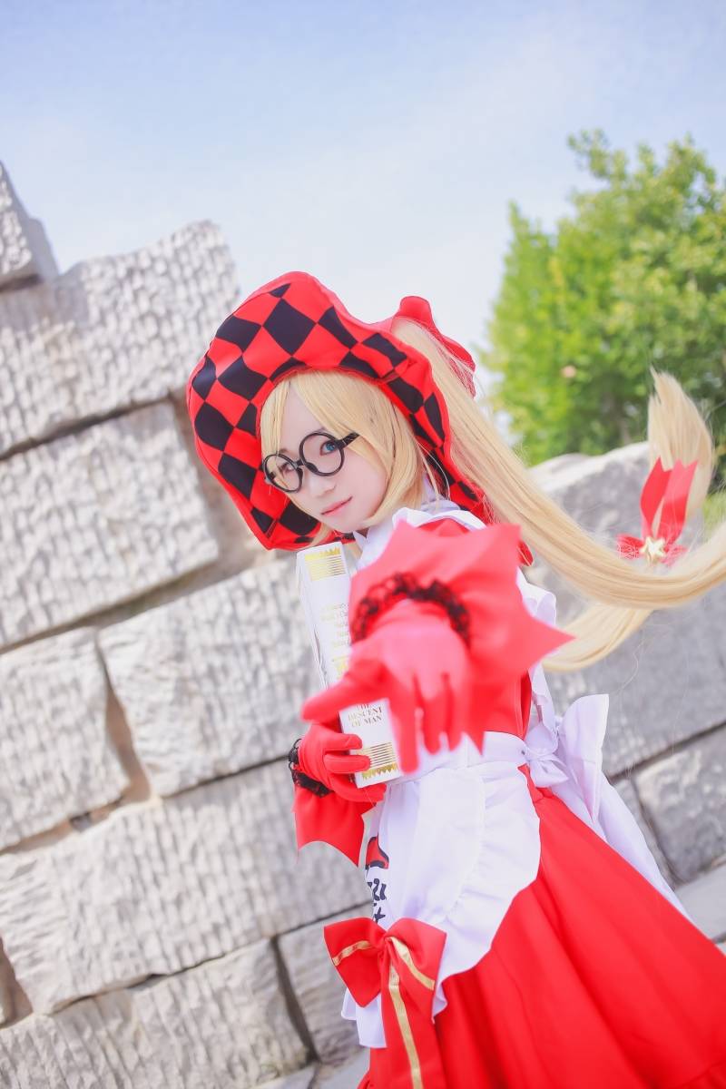 Cosplay福利/二次元萝莉Cosplay王者荣耀安琪拉白丝诱惑图片