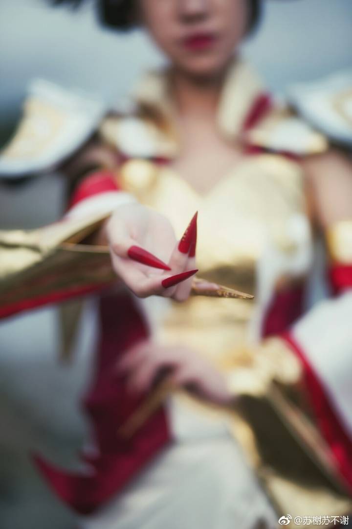 Cosplay福利/性感美女扮演王者荣耀武则天Cosplay古风图片