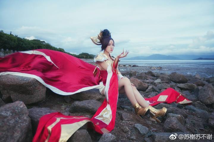 Cosplay福利/性感美女扮演王者荣耀武则天Cosplay古风图片