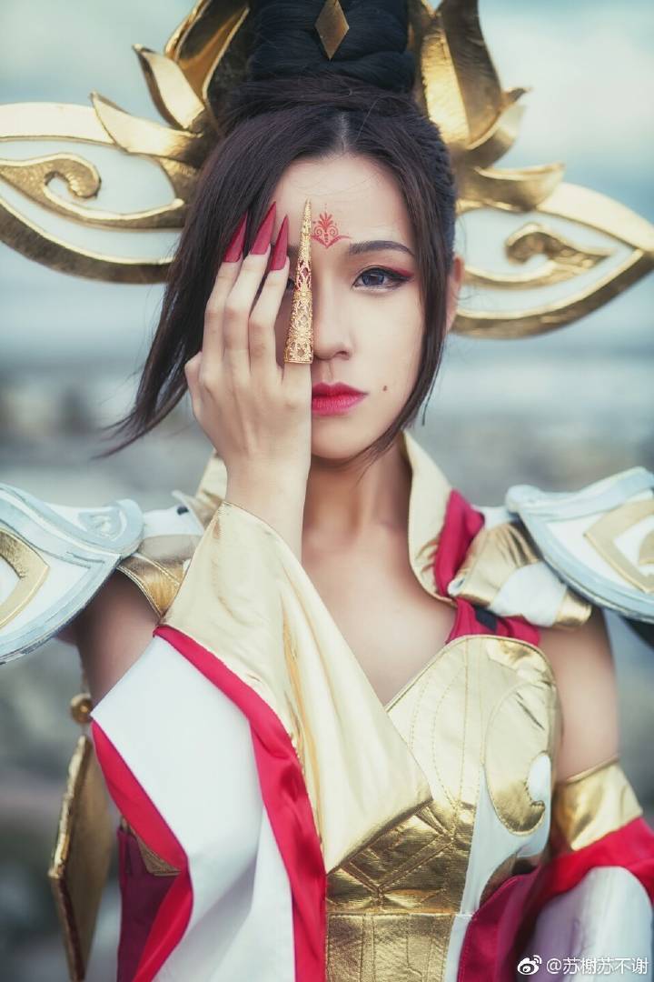 Cosplay福利/性感美女扮演王者荣耀武则天Cosplay古风图片