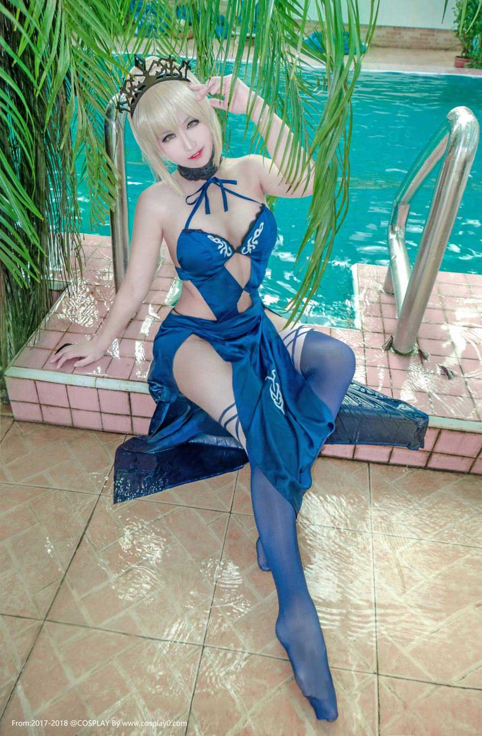 Cosplay福利/巨乳美女亚瑟王saber水着泳装无下限Cosplay福利
