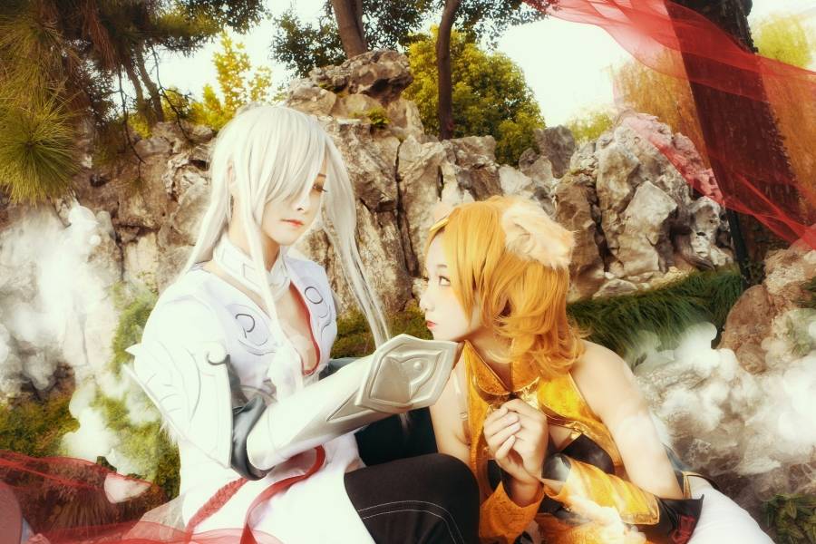 Cosplay福利/二次元百合姐妹花Cosplay王者荣耀妲己李白图片