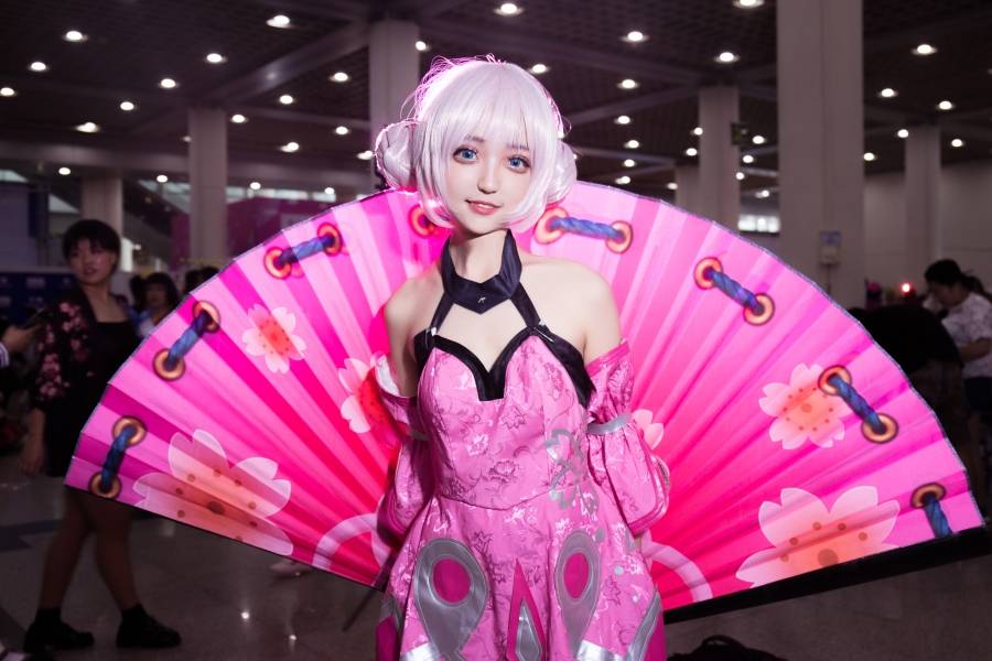 Cosplay福利/漫展萌妹子Cosplay王者荣耀女英雄小乔萝莉图片