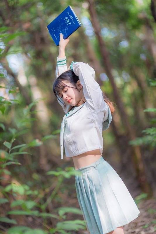 Cosplay福利/二次元萌妹子学生制服日常JK制服美女写真图片