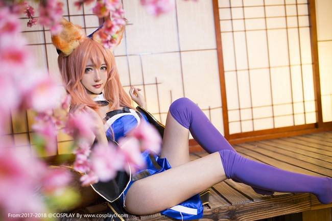 Cosplay福利/巨乳美女FATE玉藻前丝袜美腿诱惑足控Cosplay福利
