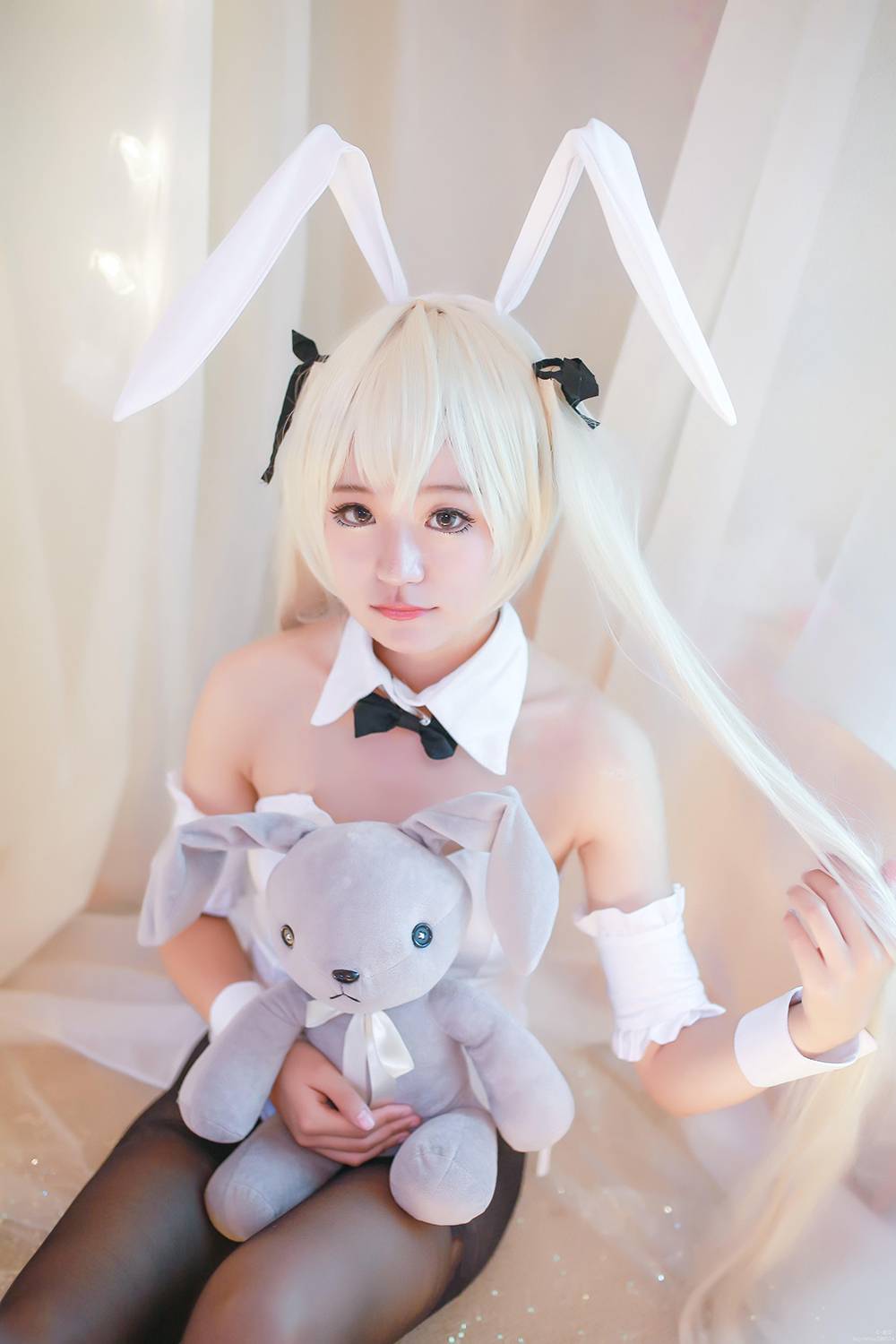 Cosplay福利/春日野穹穹妹黑丝美腿诱惑兔女郎Cosplay福利