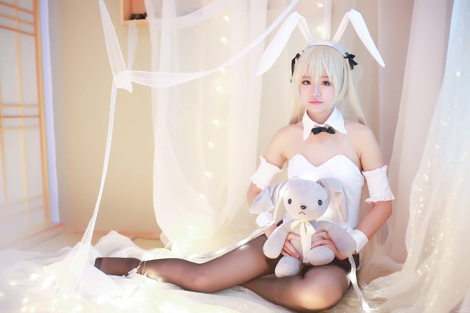Cosplay福利/春日野穹穹妹黑丝美腿诱惑兔女郎Cosplay福利