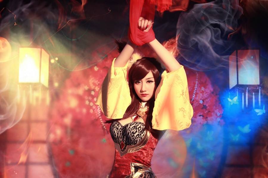 Cosplay福利/兽耳巨乳美女王者荣耀妲己少女阿狸Cosplay福利番号