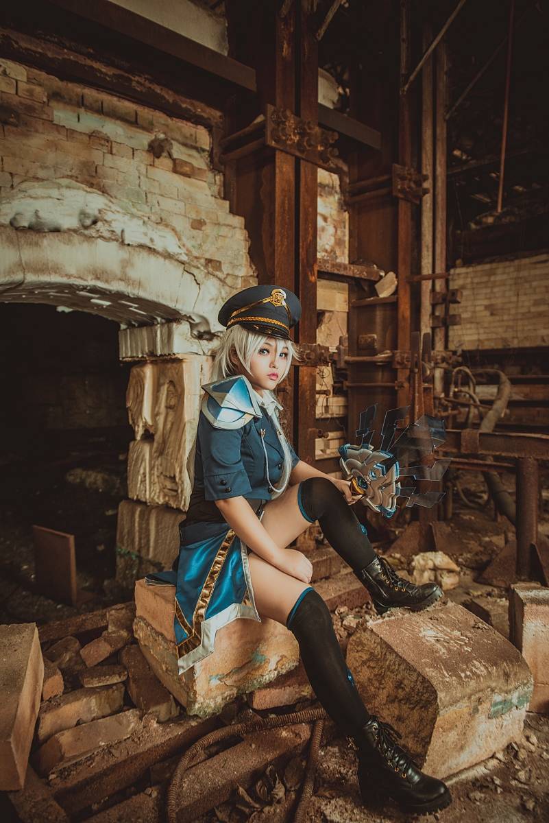 Cosplay福利/王者荣耀女版诸葛亮制服诱惑黑丝Cosplay福利