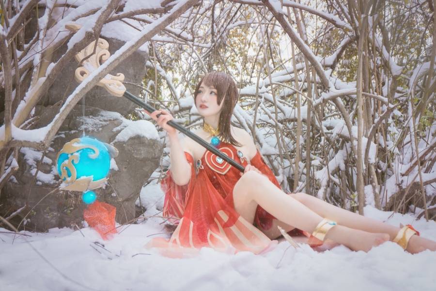 Cosplay福利/[足控福利]王者荣耀沧海之矅大乔裸足cosplay福利