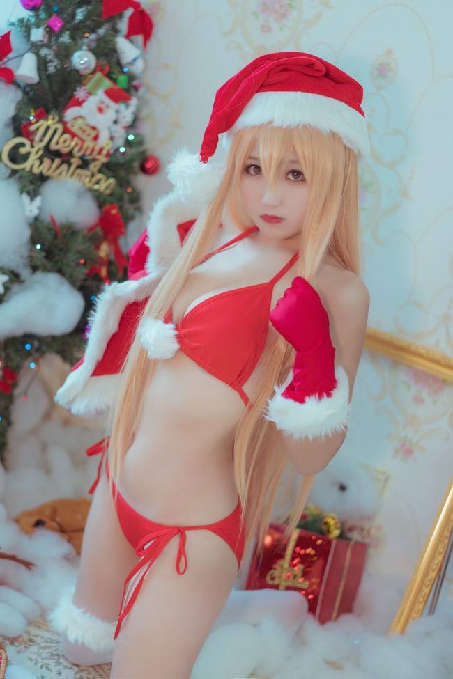 Cosplay福利/四月亖Cos干物妹小埋土间埋白丝萝莉内衣诱惑胖次福利