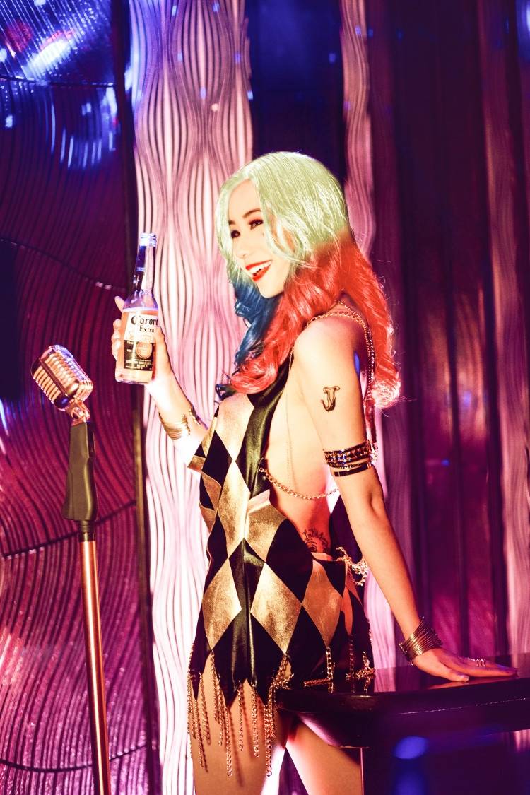 Cosplay福利/欧美电影自杀小队哈莉奎茵夜店装美女诱惑Cos福利