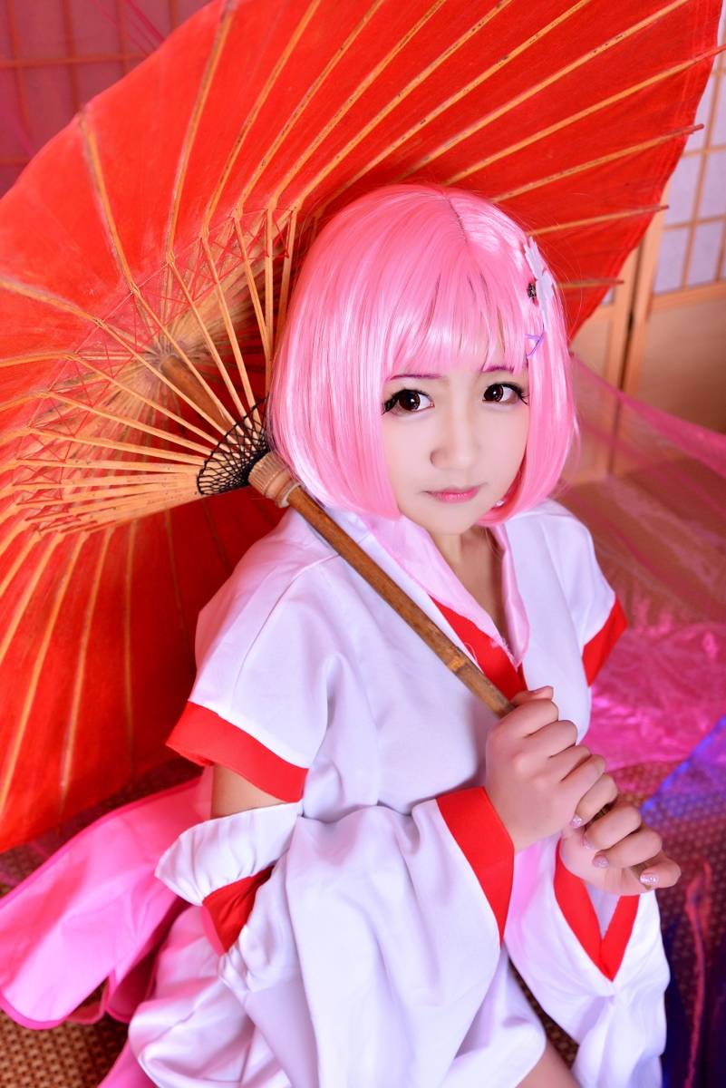Cosplay福利/B站主播四月亖幼年雷姆萝莉白丝足控Cosplay福利