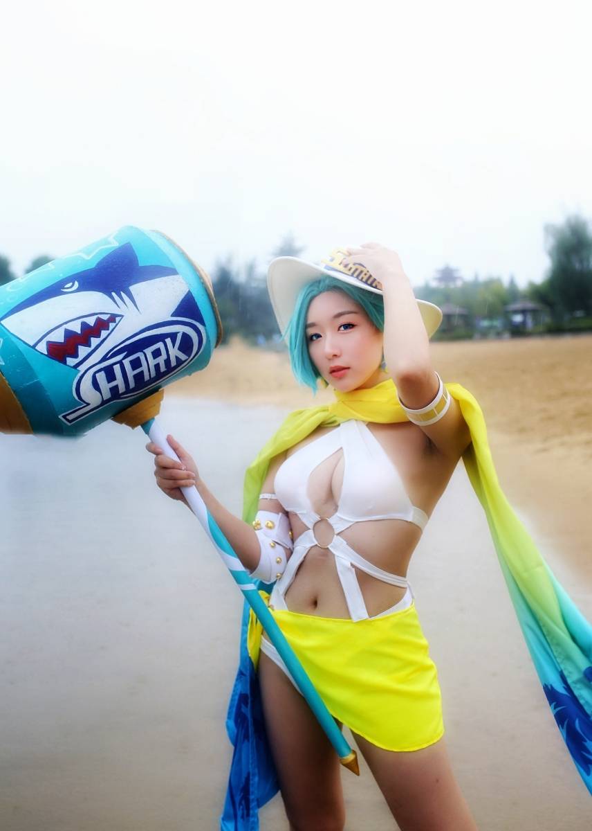 Cosplay福利/王者荣耀钟无艳海滩丽影比基尼美女Cosplay福利