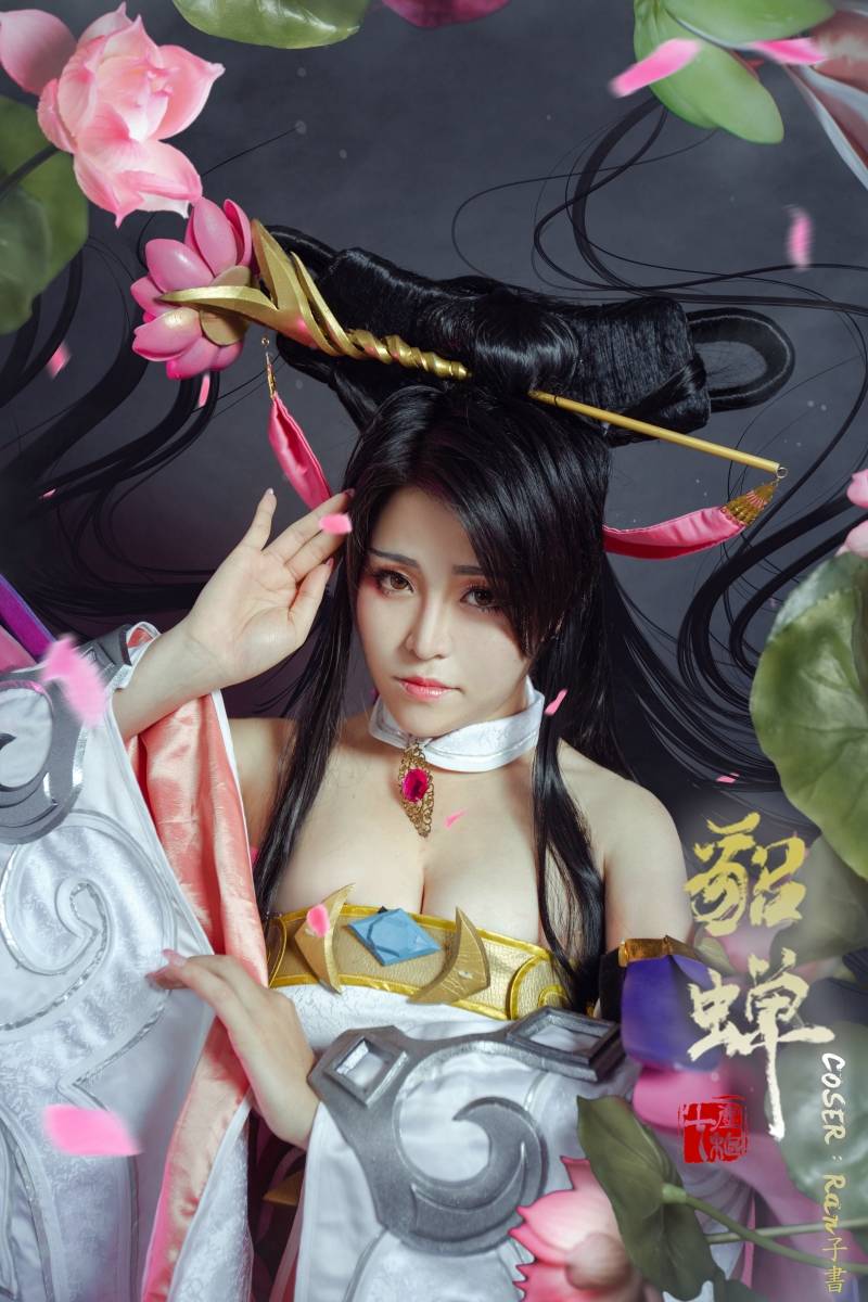 Cosplay福利/王者荣耀貂蝉真人古风巨乳美女Cosplay福利图片