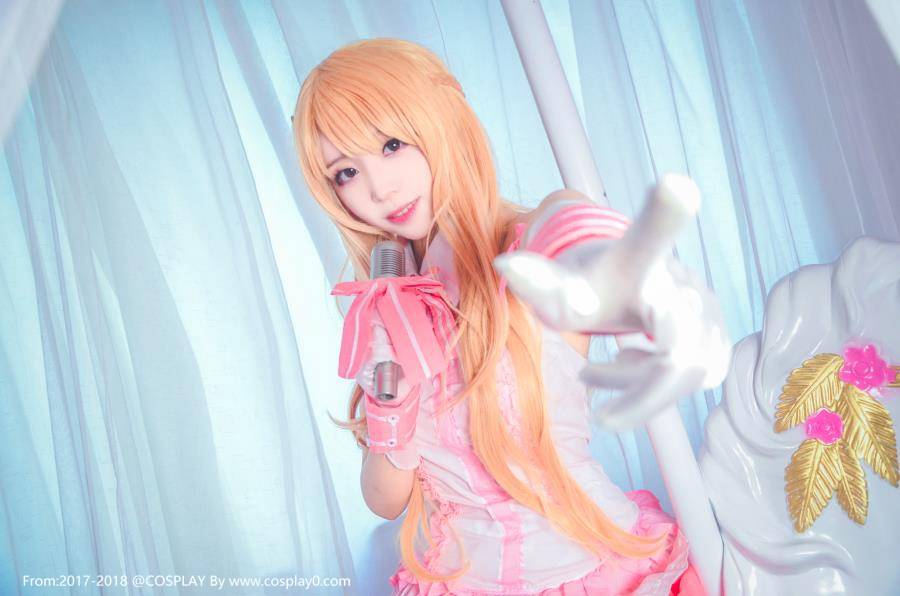 Cosplay福利/刀剑神域亚丝娜同人偶像歌姬Cos白丝萝莉福利图片