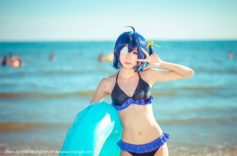 Cosplay福利/中二病也要谈恋爱小鸟游六花比基尼美女Cosplay福利