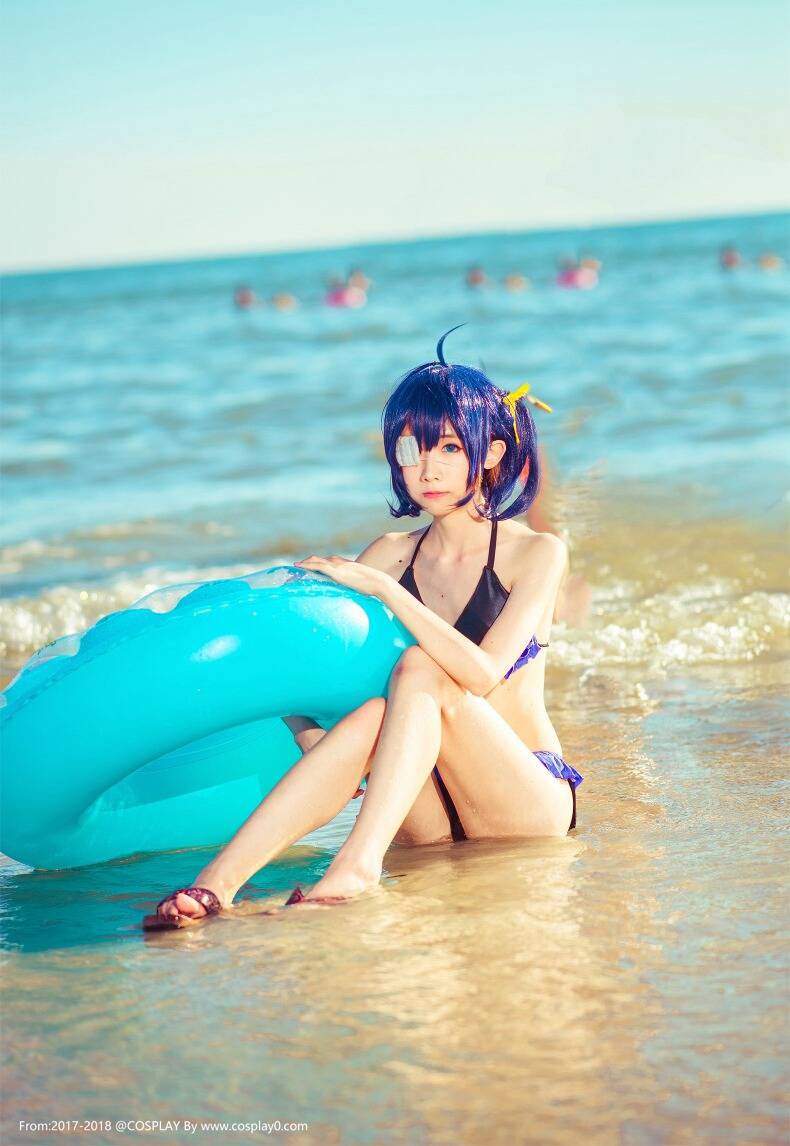Cosplay福利/中二病也要谈恋爱小鸟游六花比基尼美女Cosplay福利