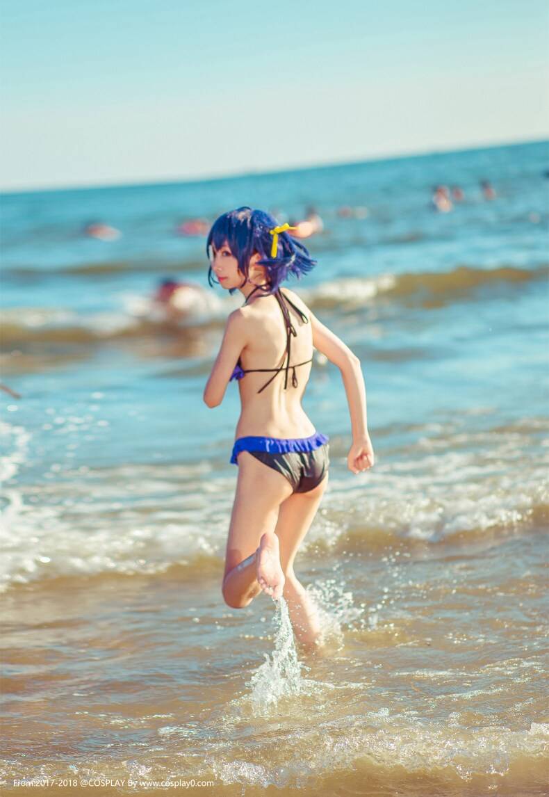Cosplay福利/中二病也要谈恋爱小鸟游六花比基尼美女Cosplay福利