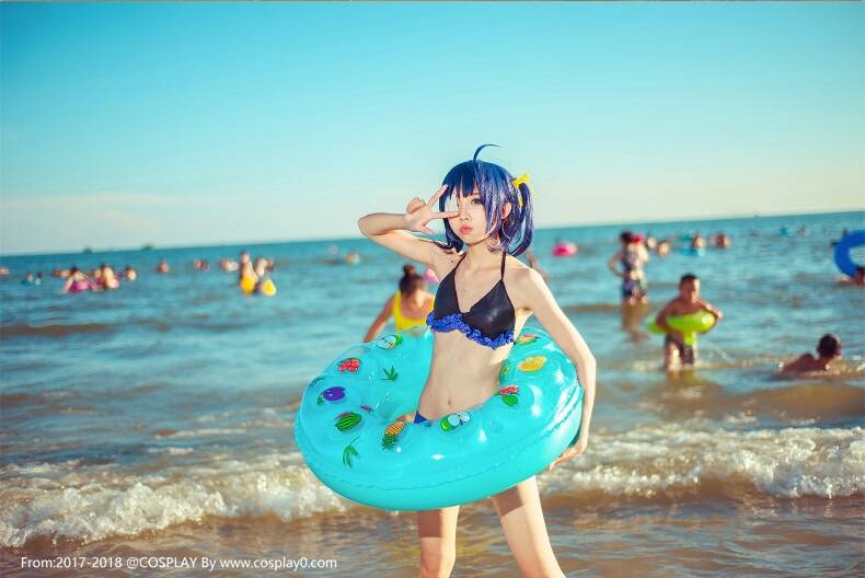 Cosplay福利/中二病也要谈恋爱小鸟游六花比基尼美女Cosplay福利