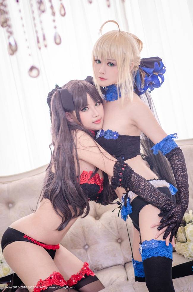 Cosplay福利/姐妹花saber内衣诱惑大尺度Cosplay写真本子福利