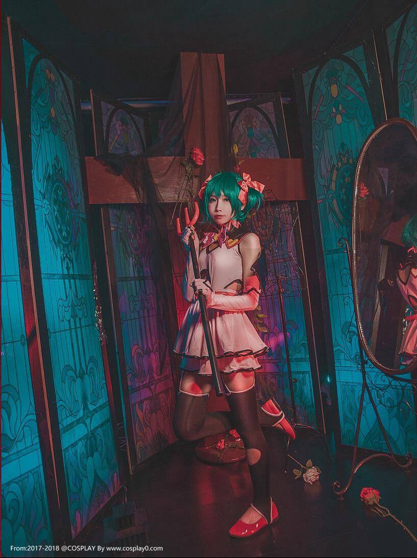 Cosplay福利/绝对领域萝莉黑丝诱惑初音未来小恶魔Cosplay福利