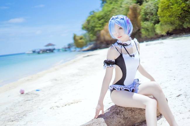 Cosplay福利/宅男福利比基尼美女雷姆同人女裸足Cosplay福利