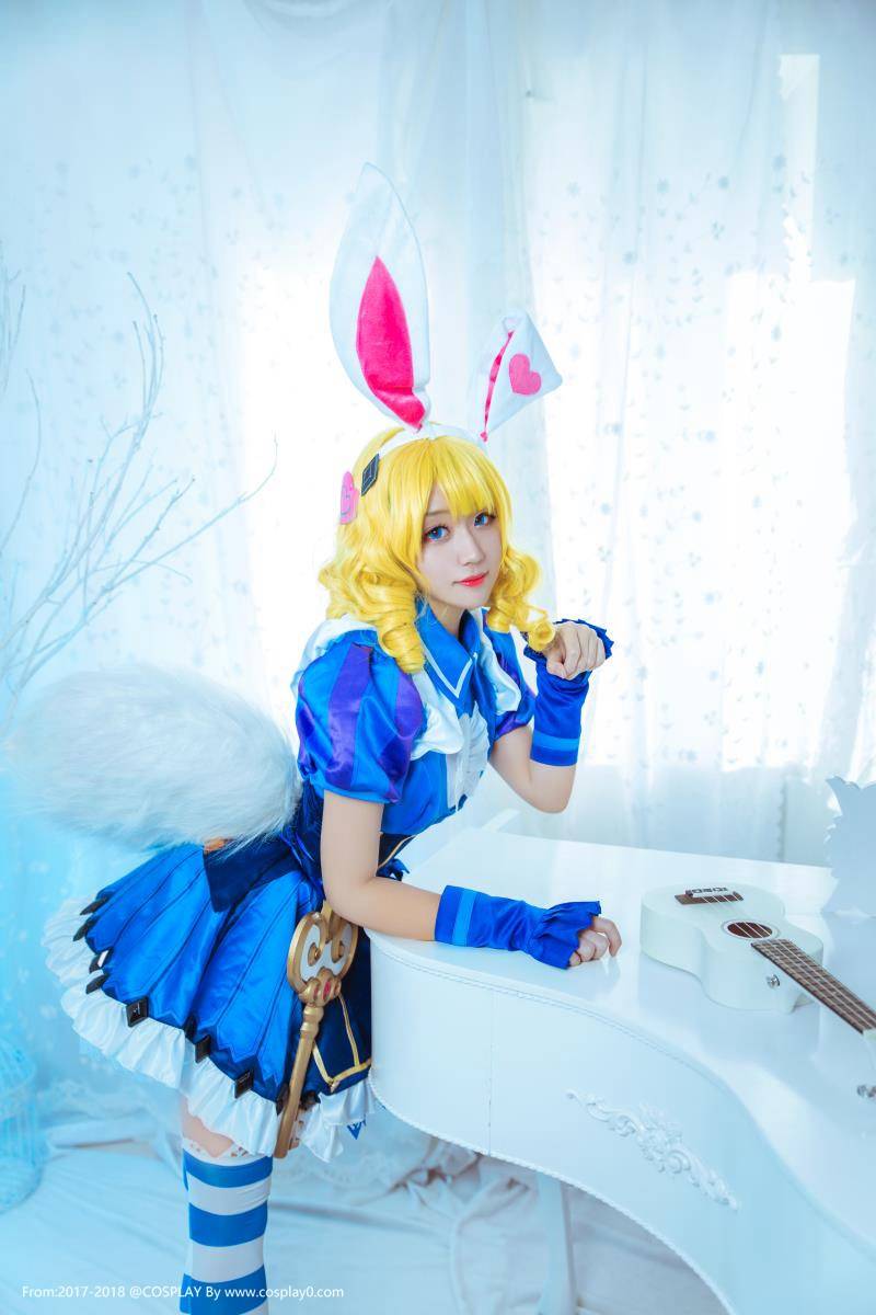 Cosplay福利/绝对领域王者荣耀Cosplay妲己爱丽丝同人本子福利