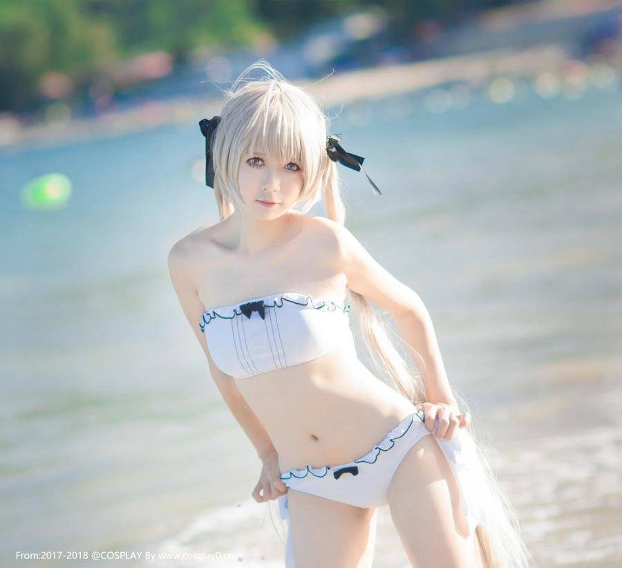 Cosplay福利/白金x半次元春日野穹胖次萝莉水着裸足Cospla福利
