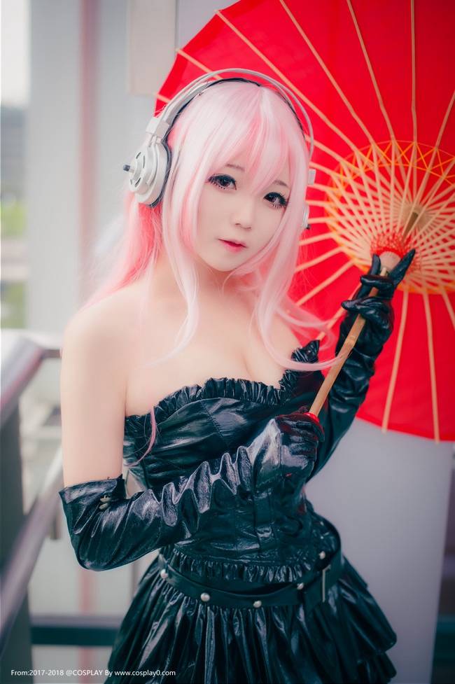 Cosplay福利/超级索尼子黑丝网袜美女诱惑Cosplay福利高清图片