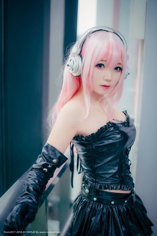 Cosplay福利/超级索尼子黑丝网袜美女诱惑Cosplay福利高清图片