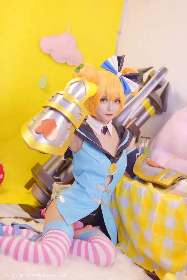 Cosplay福利/王者荣耀女英雄孙尚香萝莉胖次无下限Cosplay福利