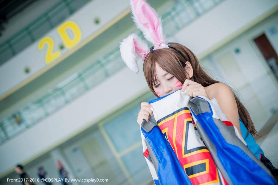 Cosplay福利/守望先锋御姐萌芽儿D.Va兔女郎黑丝美腿Cosplay福利
