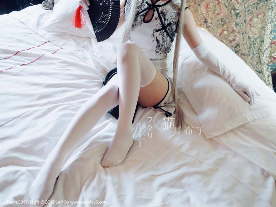 Cosplay福利/半次元猫耳布丁春日野穹黑丝美腿无下限Cosplay福利