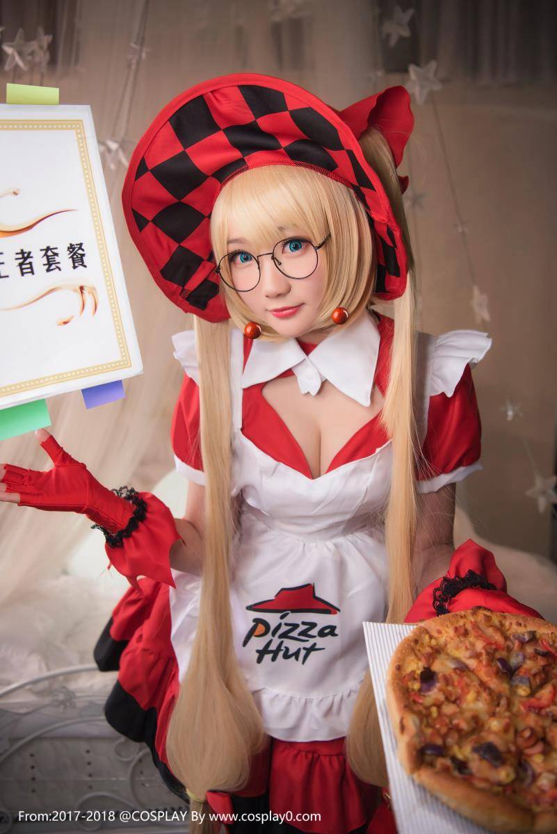 Cosplay福利/王者荣耀小厨娘巨乳萝莉瓜希Cosplay安琪拉白丝福利图