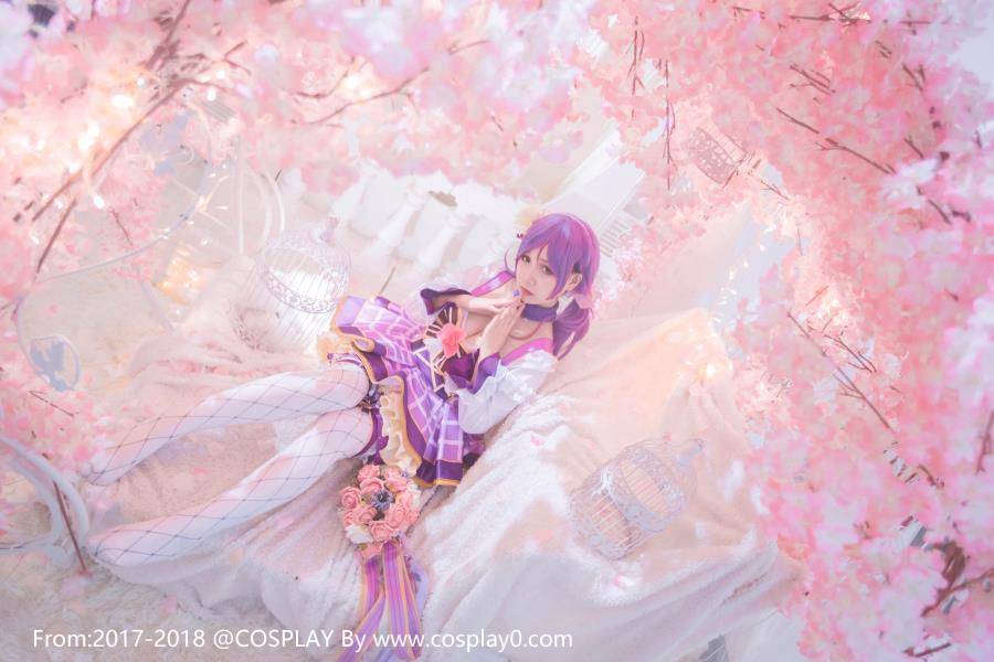 Cosplay福利/绝对领域双马尾白丝萝莉东条希Cosplay福利番号