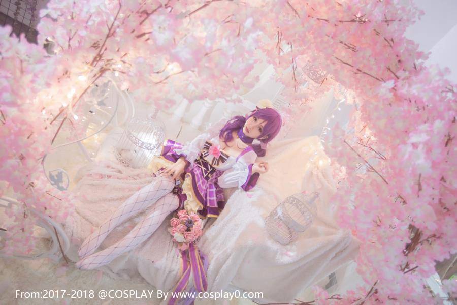 Cosplay福利/绝对领域双马尾白丝萝莉东条希Cosplay福利番号